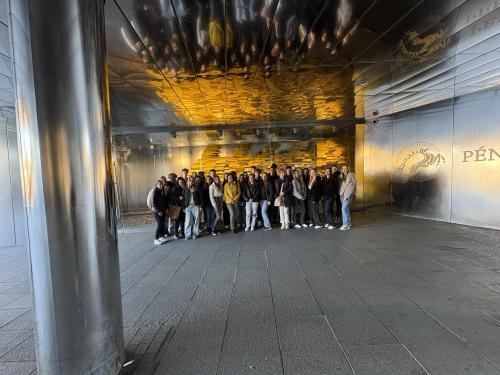 Messenger creation 825256573462157