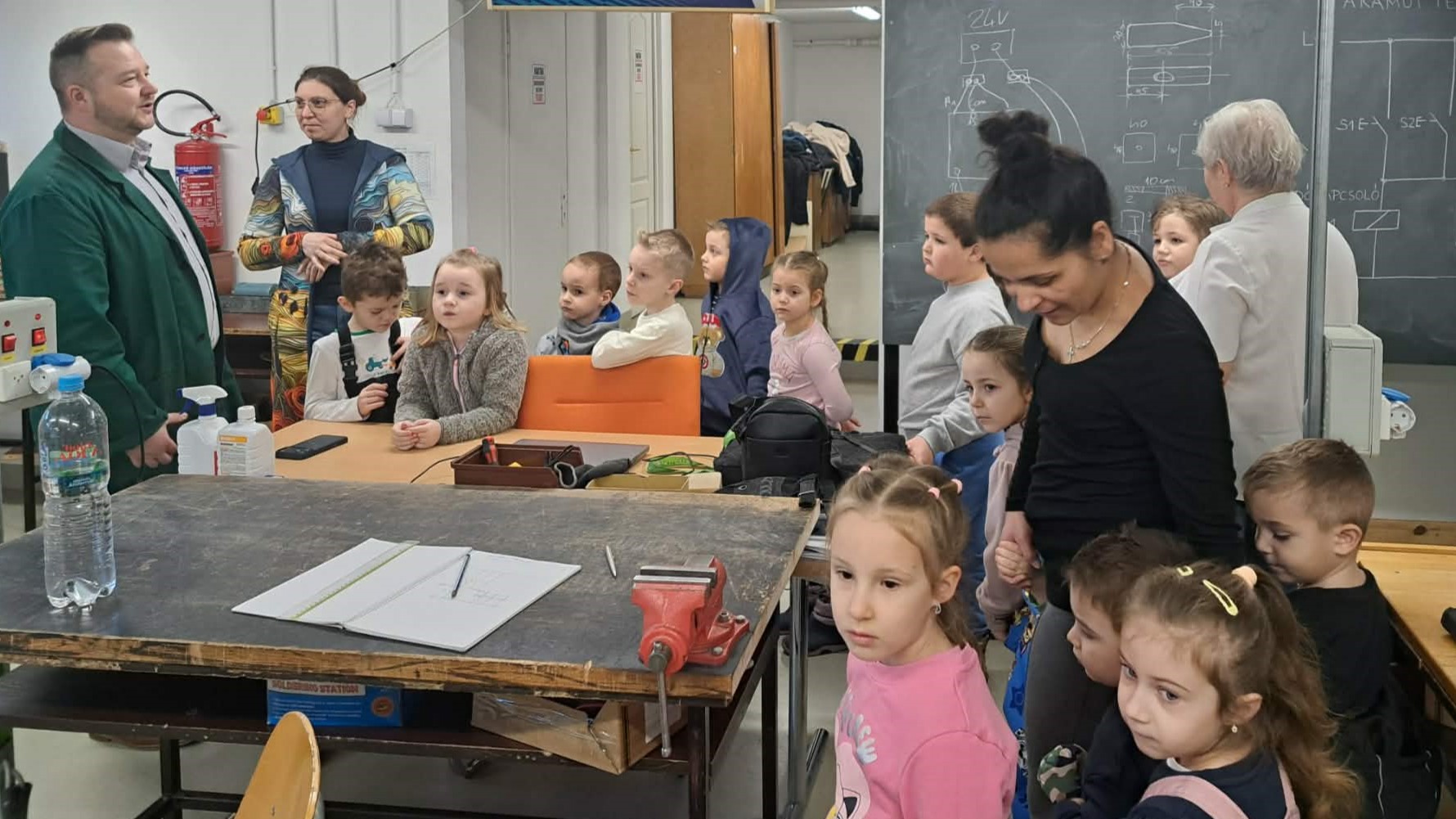 att.ZvwEJQtNDxDPs1lgvkC5dJUsMsnLRXPE9FB9nPEjbvk