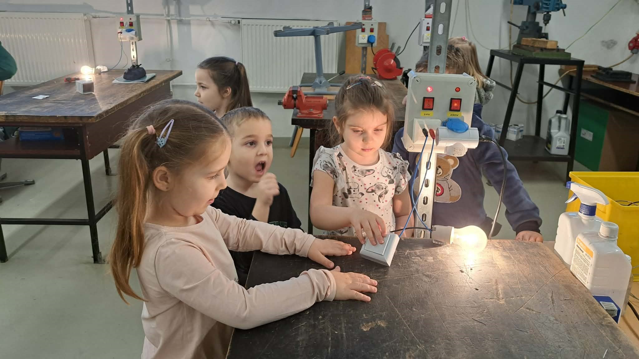 att.cFHyPJSlNs 3aowEknIUjL8lC1oE9sGtaVexYMa3LcA