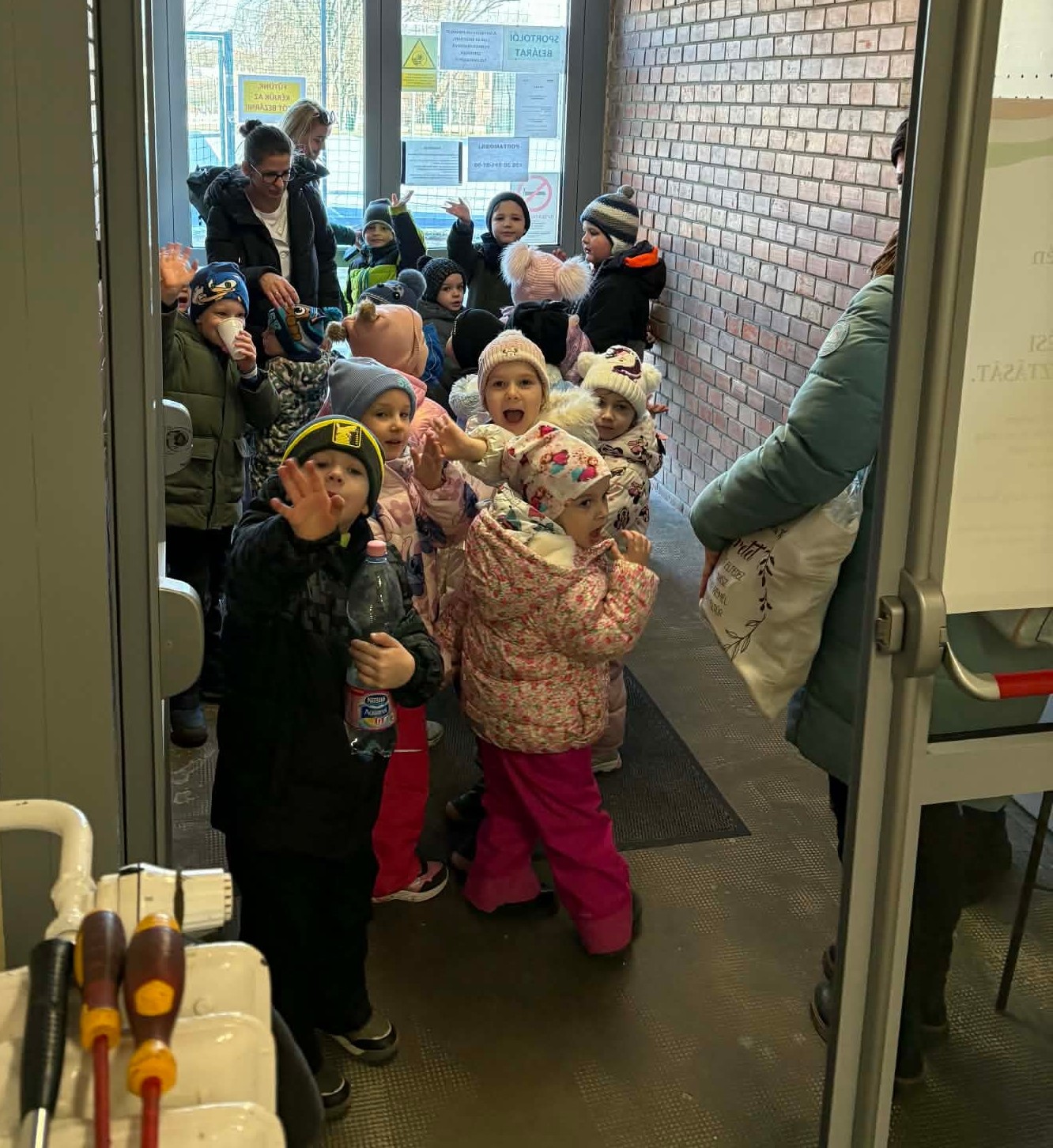 e56af134-5a4b-4491-bd17-05b3ea70c6fd