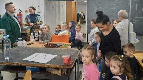 att.ZvwEJQtNDxDPs1lgvkC5dJUsMsnLRXPE9FB9nPEjbvk